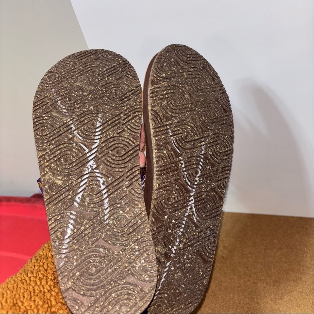 💐Feelgoodz Tan Vegan Leather Sandals Women's 9 Shimmery Purple Strap Back Strap - Picture 6 of 6